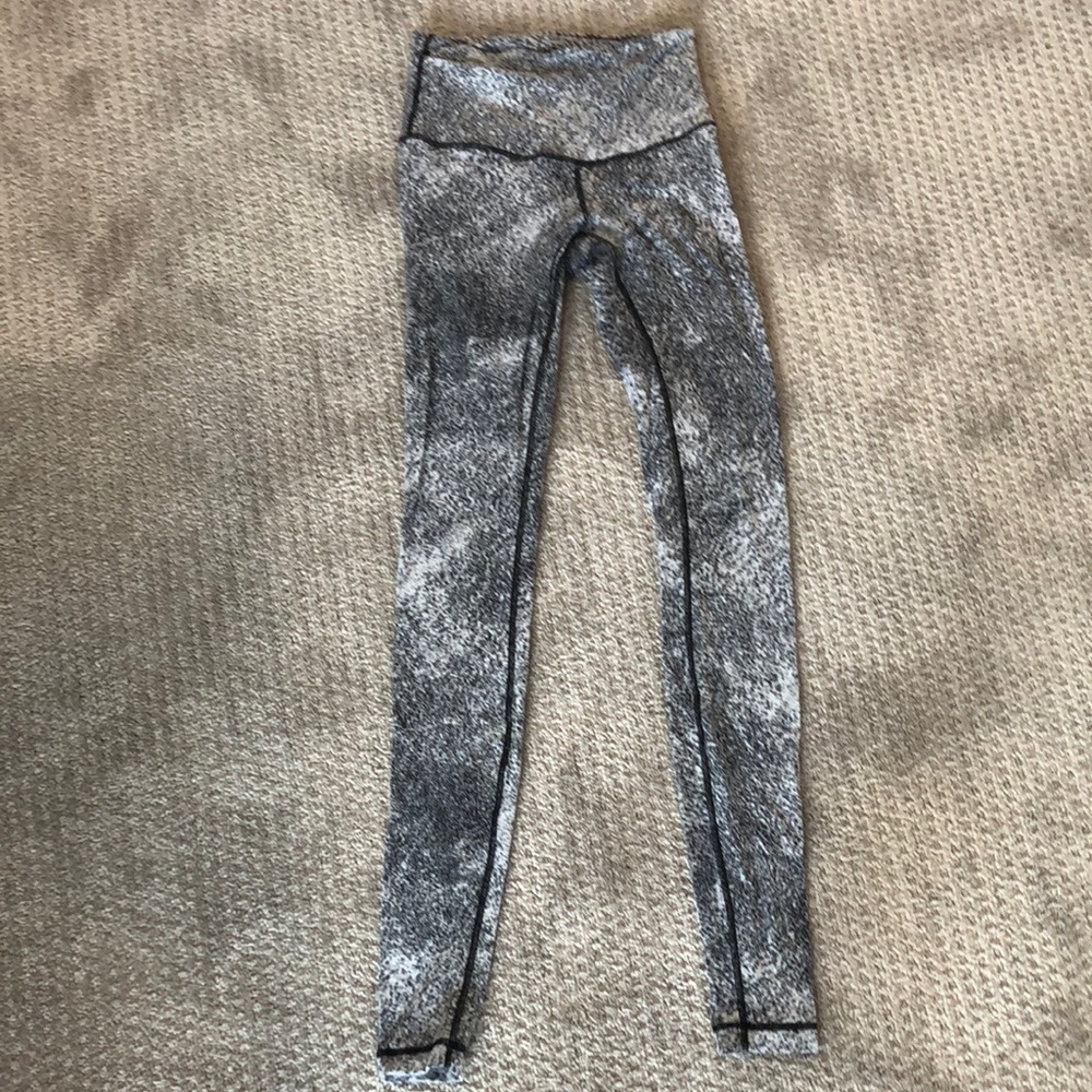 LULU LEMON LEGGINGS